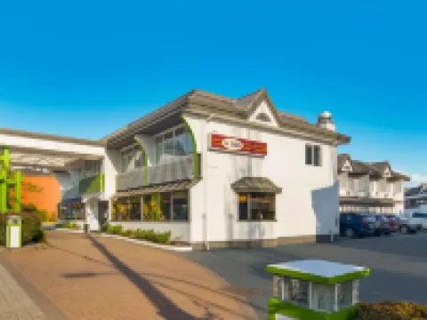 SureStay Hotel by Best Western North Vancouver Capilano Hotels in North Vancouver