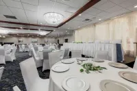 Best Western Plus Dubuque Hotel  Conference Center