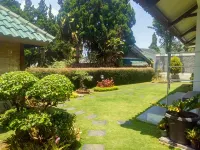 3Br Villa Lotus Puncak Blok D-33 Hotel di Sindangjaya