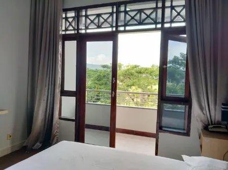 Hiltra Toraja Hotel Отели в г. Rantepao