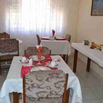 Ebuhleni Guest Lodge Dining/Meeting Rooms