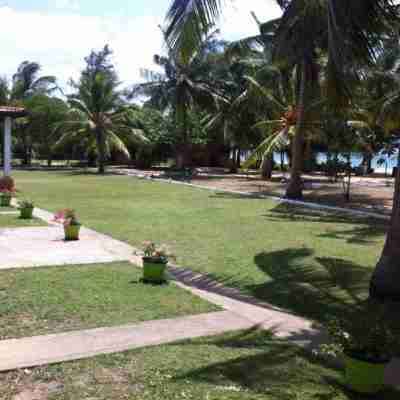 Hotel Coral Bay Hotel Exterior