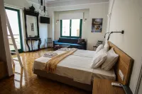 Ink Hotels Phos