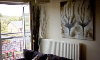 The Lindley Suite – Simple2Let Serviced Apartments