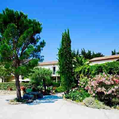 Hotel Le Pradet Hotel Exterior
