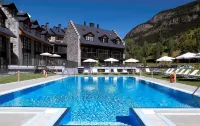 HG Cerler - Pools