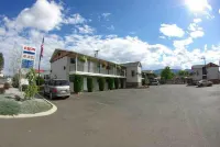 Gateway Inn - parking