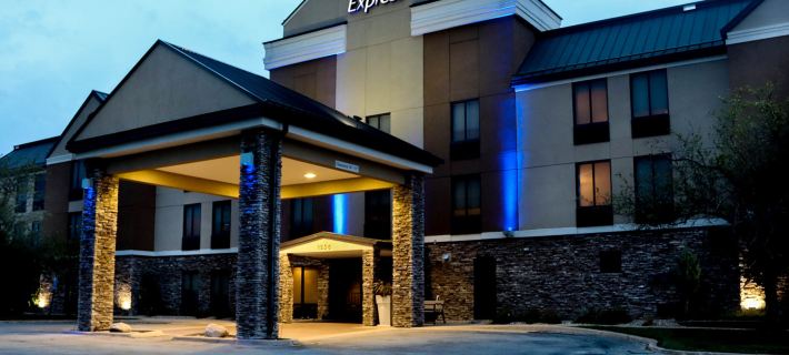 Holiday Inn Express CEDAR RAPIDS (COLLINS RD) by IHG Hotels in Cedar Rapids