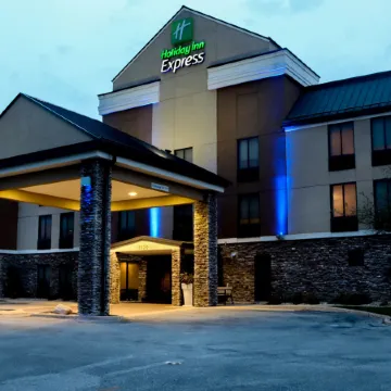 Holiday Inn Express CEDAR RAPIDS (COLLINS RD) by IHG