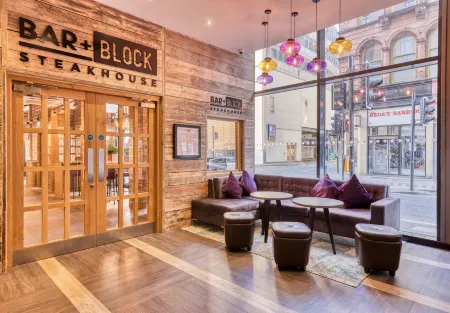 Premier Inn Glasgow City Centre (St. Enoch Square)