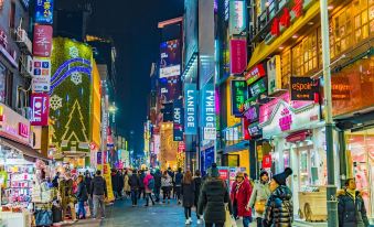 2. 목시 서울 명동..