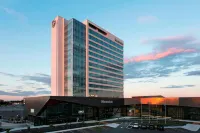 Sheraton Saint-Hyacinthe Hotel - parking