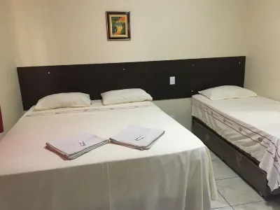 Hotel Imperial Inn Отели рядом с достопримечательностью «Sagrada Familia Church»