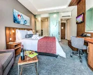 City Lodge Hotel Waterfall City