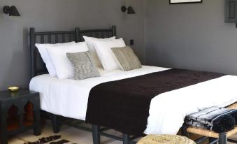 Koheilan Oriental Lodge Farm - Housity