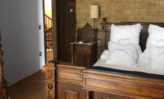 AparHotel Casa Arnal - Housity