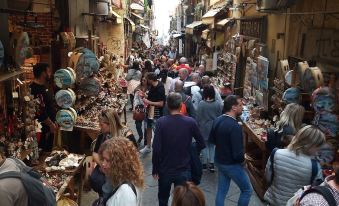 Sant'Alfonso Bed and Breakfast Napoli - Housity