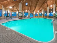 Baymont by Wyndham Logan - Pool
