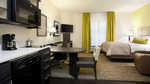 Candlewood Suites Carrollton Hotels in Minerva