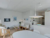 "Cornel" - 290m from the Sea Hotels in Lonstrup