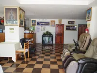Phetsuwan Hotel Отели в г. Пхетчабун