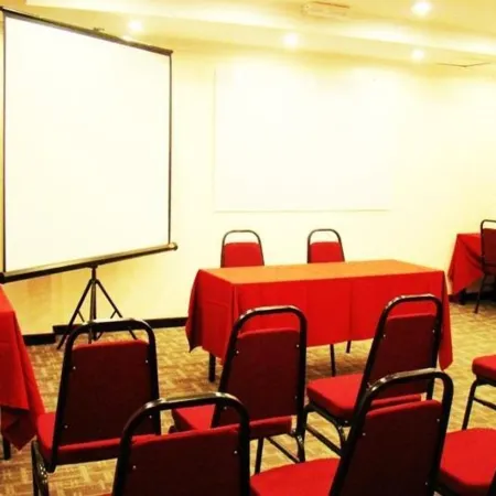 Adel Hotel