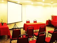 Adel Hotel Hotels in Putatan