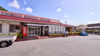 Ipponmatsu Onsen Akebono-so Hoteles en Ainan