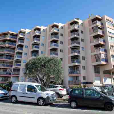 Le Baccara Hotel Exterior