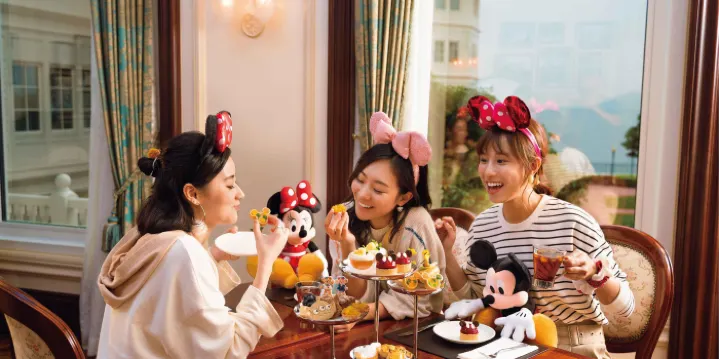 Hong Kong Disneyland Hotel image 1