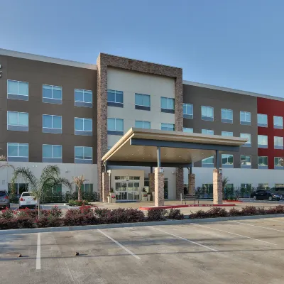 Holiday Inn Express & Suites HOUSTON EAST - BELTWAY 8 by IHG Hotels near Inspire Church