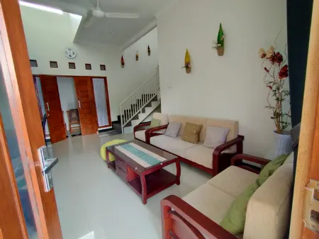 Walasa Indonesia Homes 4 Permadi by MSH ( FULLHOUSE 3BEDROOMS) Отели в г. Purworejo Regency