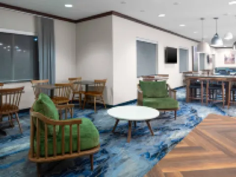 Fairfield by Marriott Inn & Suites Jefferson City Hotels in Cole County