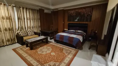 Mirabell Hotel & Convention Hall Hotel in zona Stadion Kahuripan
