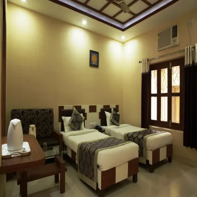 Hotel Satkar