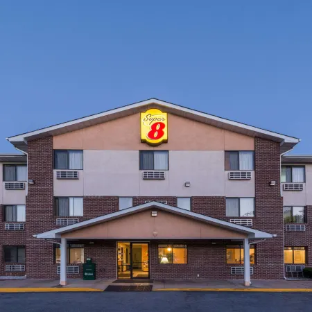 Super 8 by Wyndham Front Royal