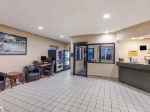 Super 8 by Wyndham Moose Jaw SK Hotels in Moose Jaw