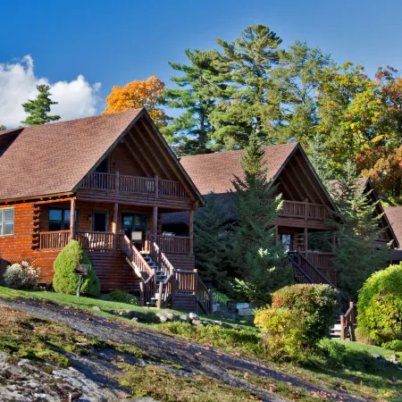 The Lodges at Cresthaven