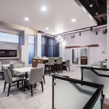 La Quinta Inn & Suites by Wyndham Winchester