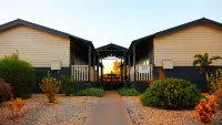 Aspen Karratha Village - parking