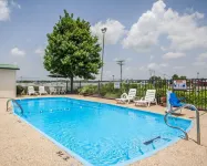 Quality Inn Florence East - Pools