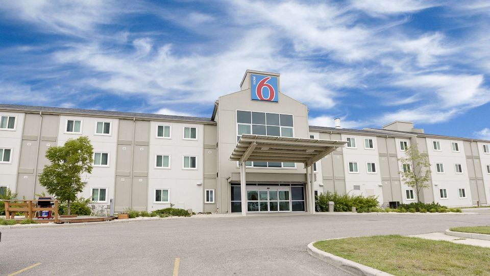 Motel 6 Brandon, MB