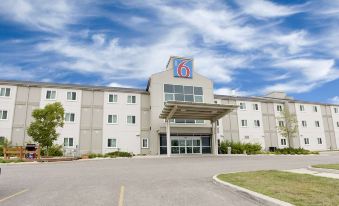 Motel 6 Brandon, MB