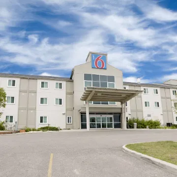 Motel 6 Brandon, MB
