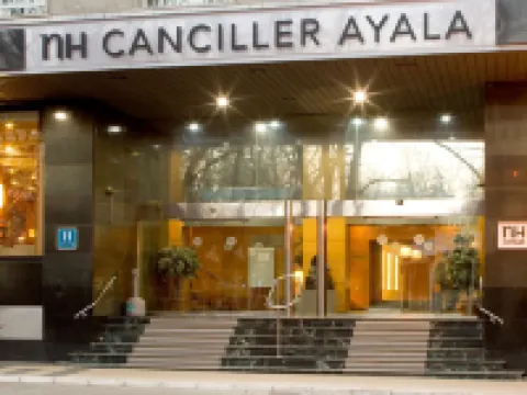 NH坎希勒阿亞拉維多利亞酒店 阿拉瓦省酒店