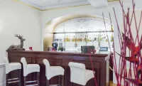 Heliopark Bad Hotel Zum Hirsch - Barer