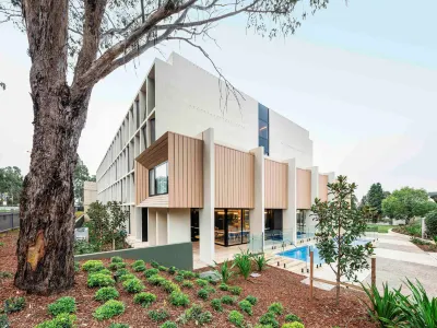 Mercure Sydney Rouse Hill Các khách sạn ở Norwest