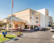 Comfort Inn Hotels near Publix Super Market at The Village at Millers Chapel