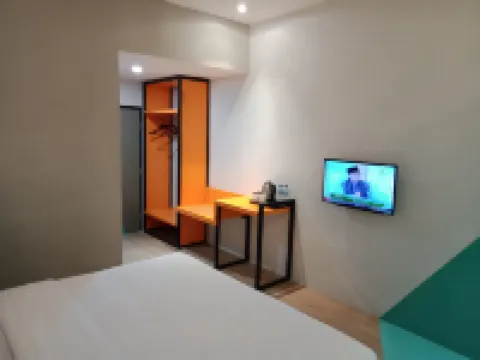 Alexander Hotel Tegal Hoteles en Tegal