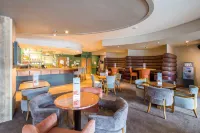 Swansea Waterfront Hotel a Castle
